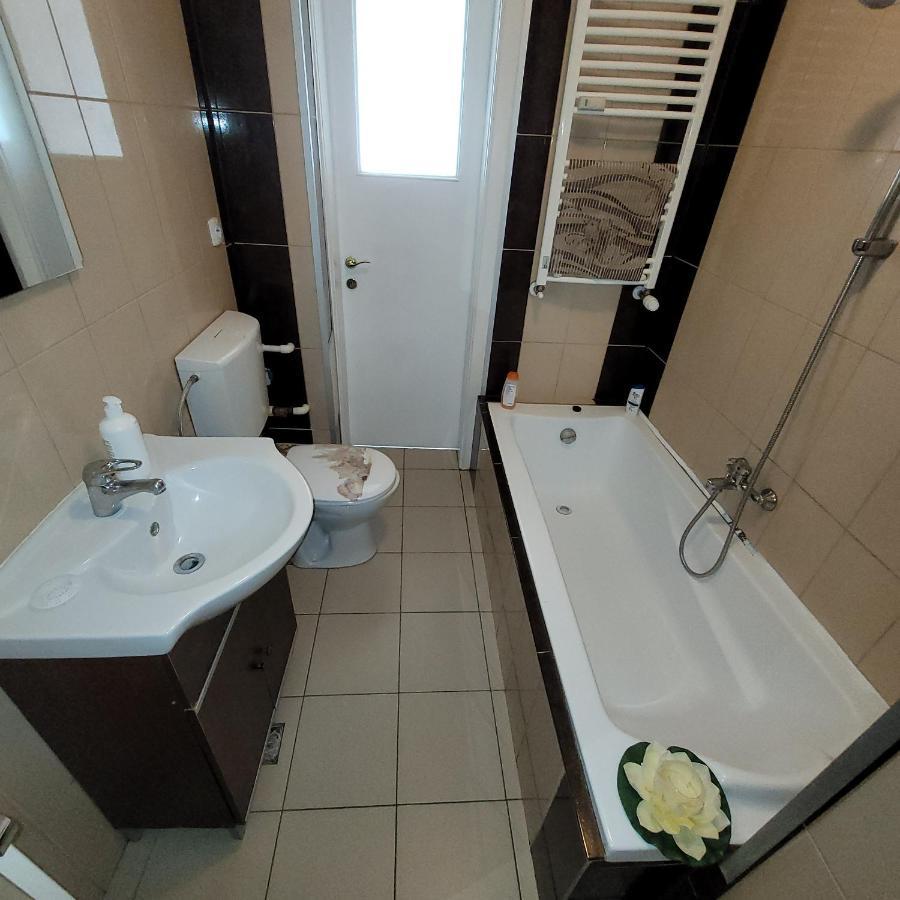 Anastasia Bratianu Apart 24B Beautiful View Self Check From 2 Pm Bukarest Eksteriør billede
